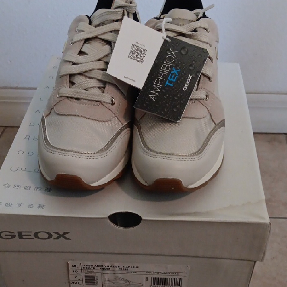 Geox Men's Amphibiox Beige Sneakers